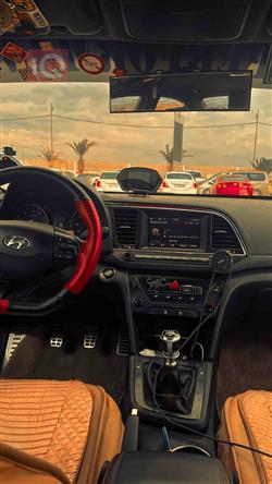 هيونداي النترا